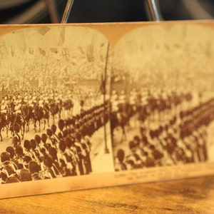 1902 King Endward VII & Queen in Procession, Londra Inghilterra - Keystone View Company Stereoscope Viewer Card - Vintage Royalty Photography