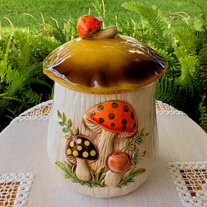 ヴィンテージ　シアーズ　大きめサイズキャニスター　1976 1976 Merry Mushroom Sears and Roebuck - Etsy
