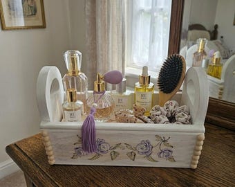 Caddie en bois floral peint à la main | Organiseur de bureau et plateau de courtoisie Cottagecore recyclés