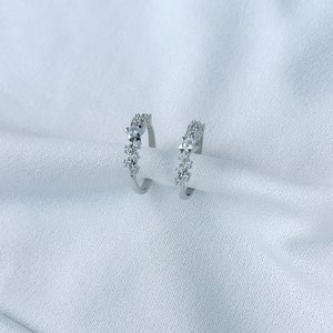 silver sparkly ring