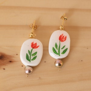Tulip Earrings