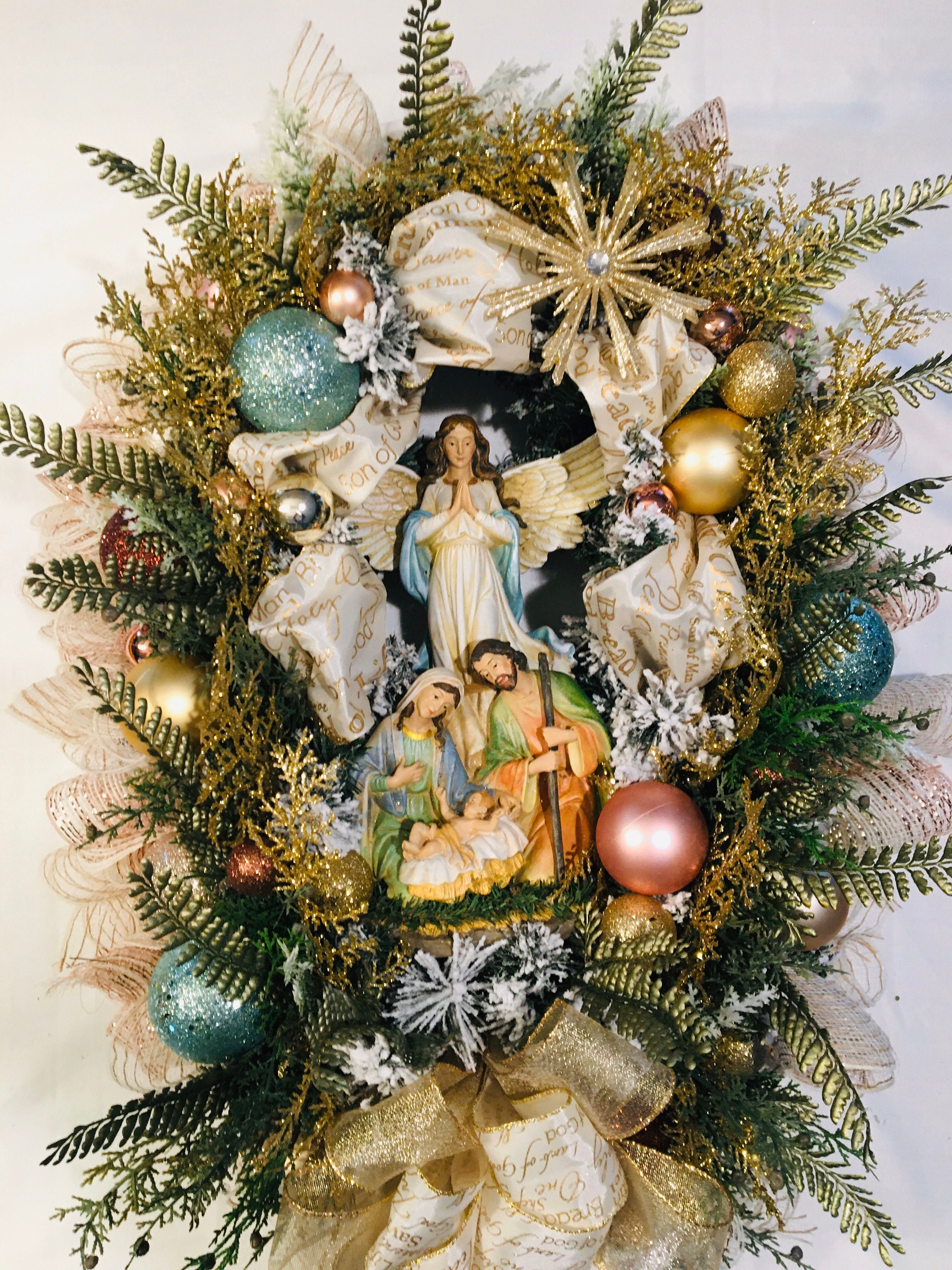 Nativity Christmas Wreath 