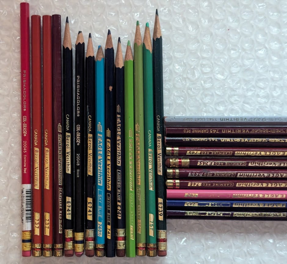 20 Blue Colored Pencil Crayons Set Artist Quality Mixed Brands to Sample &  Color Swatch Destash Lot B 