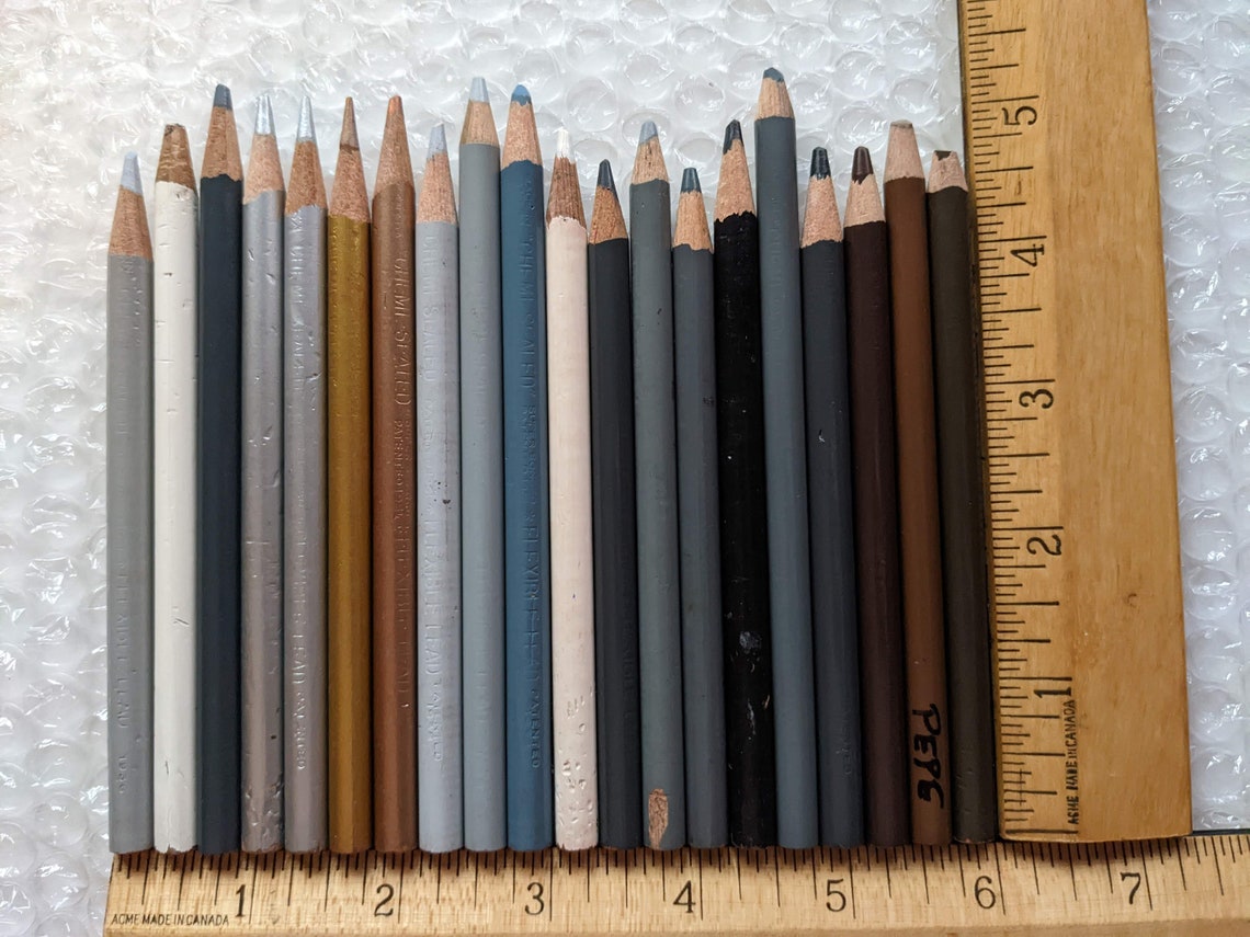 24 Vintage Berol Eagle Prismacolor Canadiana Colored Pencil Etsy