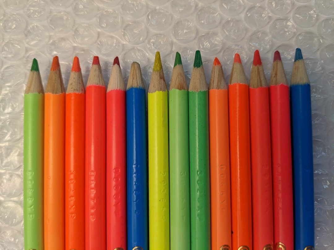14 Crayola Colored Pencil Extreme Colors Ultra Bright Neon Etsy
