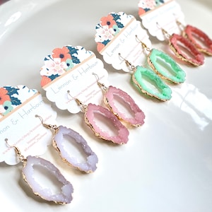 Pendientes de geoda, Pendientes de geoda acrílica, Pendientes colgantes Druzy, Pendientes Druzy de acetato, Pendientes de cristal de resina