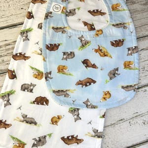 Baby Shower Gift Set / Burp Cloth Bib Set / Neutral Baby Gift / Blue Bears