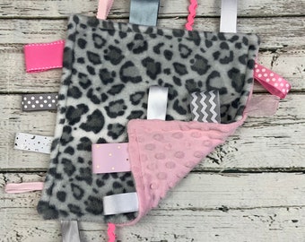 Baby girl Minky Tag Blanket Leopard Print / Baby Girl Gift / Pink and Gray / Lovey / sensory blanket / Baby Toy / Snuggle Blanket