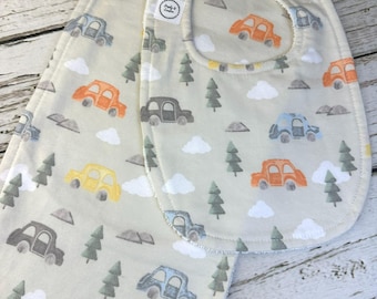 Baby Shower Gift Set / Burp Cloth Bib Set / Baby Boy Gift / Cars Trees