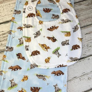 Baby Shower Gift Set / Burp Cloth Bib Set / Neutral Baby Gift / Blue Bears