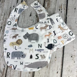 Baby Bib Burp Cloth Set / Neutral Baby Bib Burp Cloth / Animals Alphabet Bib Burp Cloth / Baby Shower Gift