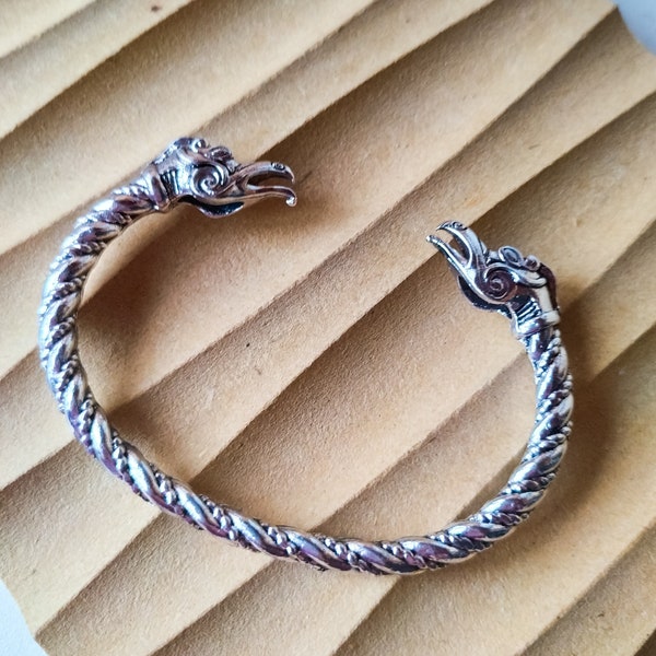 Ragnar lodbrok bracelet. Massive stylization bracelet. Viking Bracelet. Scandinavian Bangle