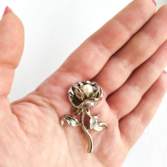 VINTAGE PEARL PIN VINTAGE ROSE VINTAGE PEARL PIN VINTAGE ROSE