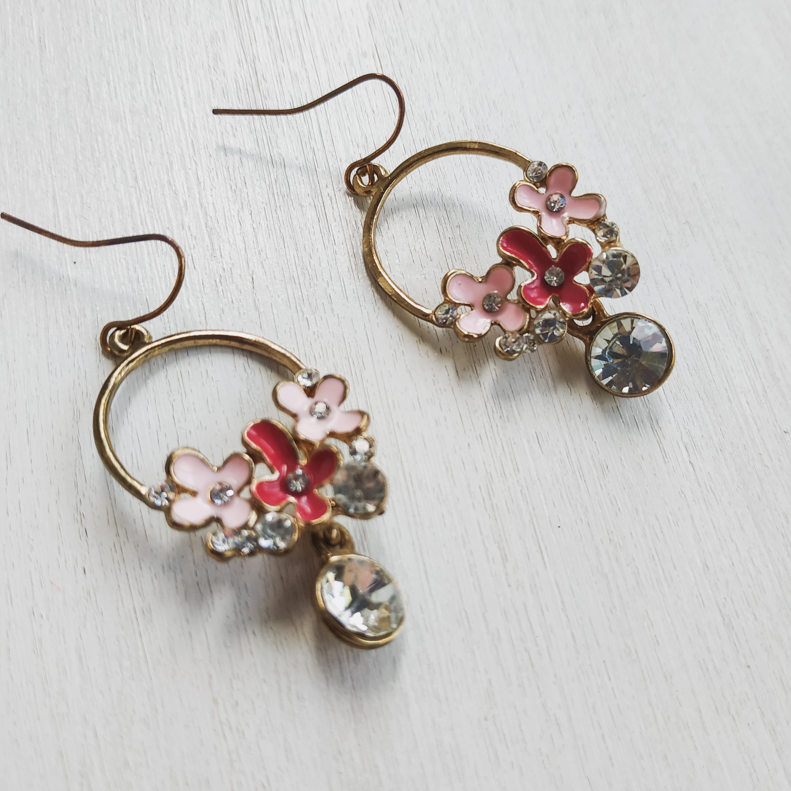 Vintage Enamel Flower Earrings with Rhinestones. Flower dangle Etsy