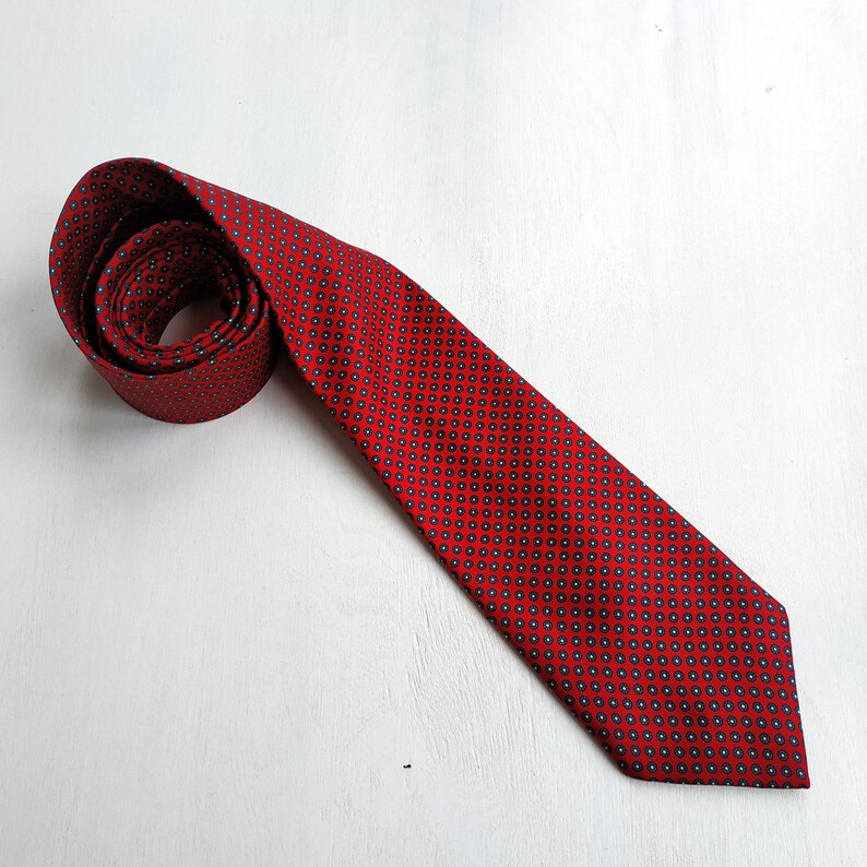 Red geometric ties Vintage man accessory. Men/'s Fashion Necktie Novelty tie