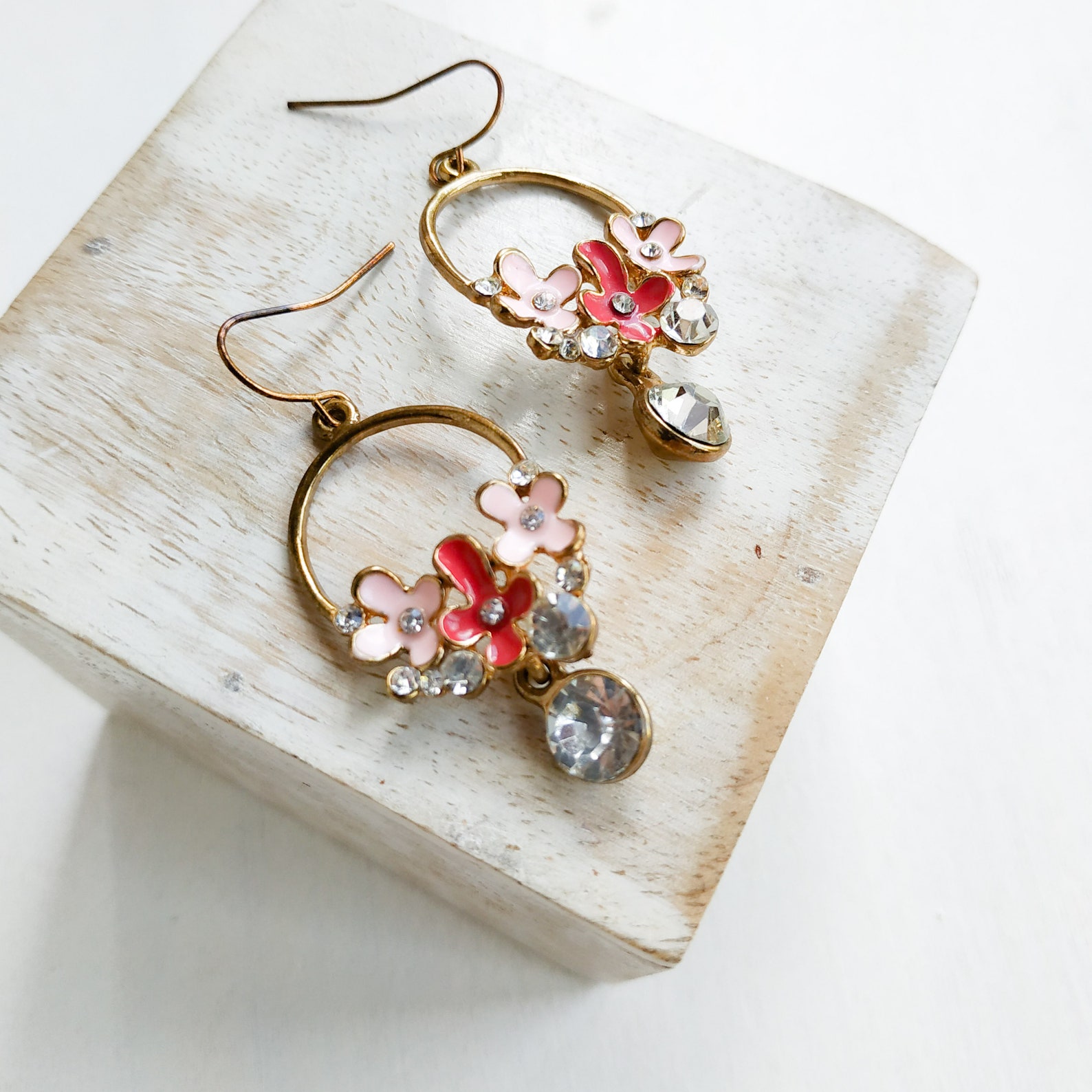 Vintage Enamel Flower Earrings with Rhinestones. Flower dangle Etsy