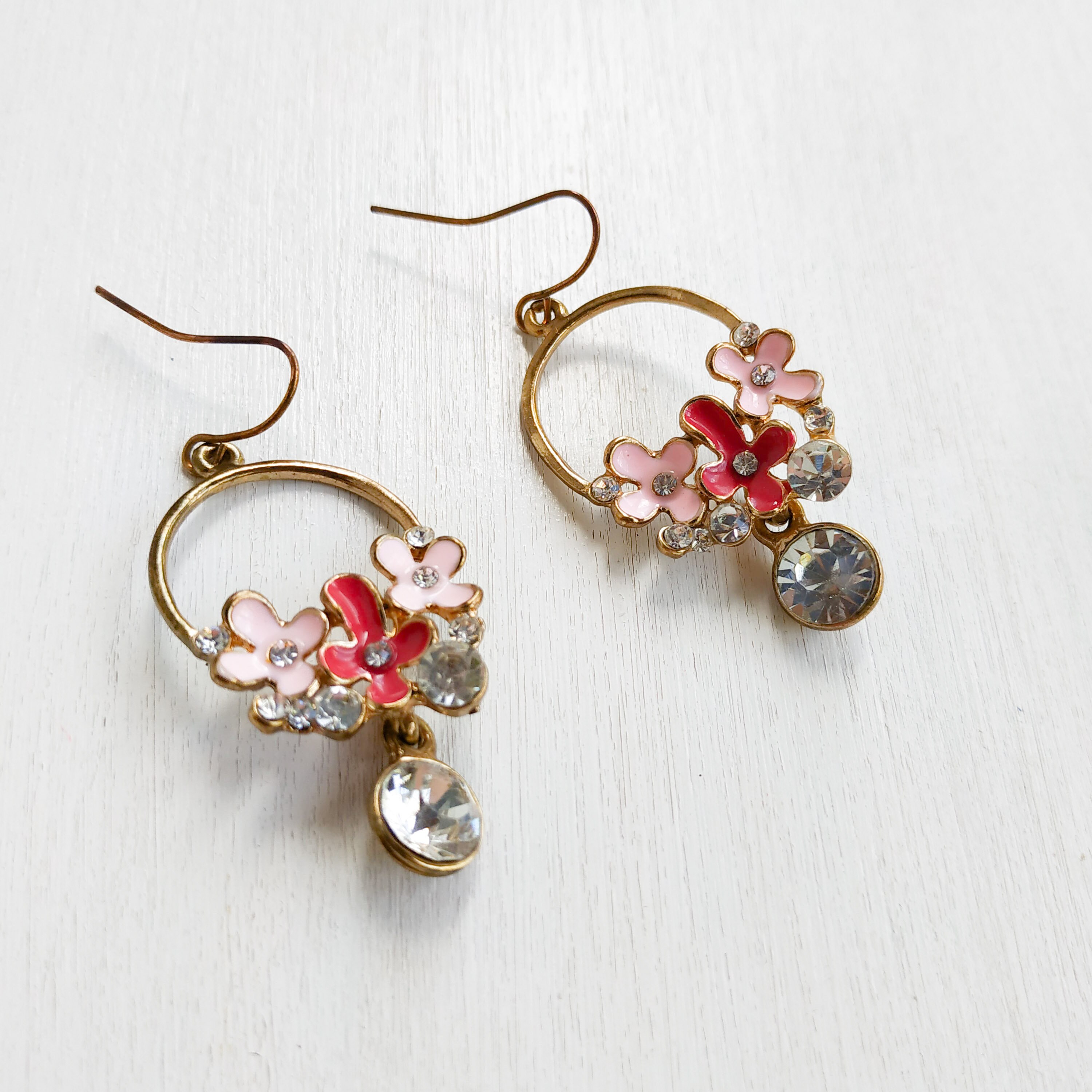 Vintage Enamel Flower Earrings with Rhinestones. Flower dangle Etsy