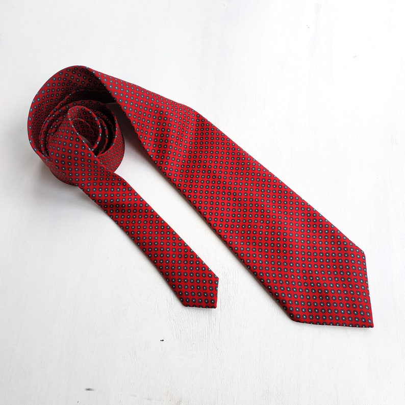 Red geometric ties Vintage man accessory. Men/'s Fashion Necktie Novelty tie