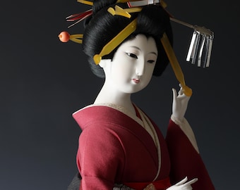 ヴィンテージの日本の芸者人形 - 秋の着物、伝統的な扇子 - Etsy 日本