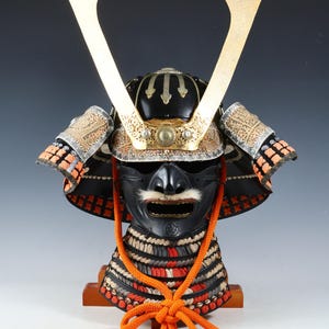 Japanese Old Vintage Samurai Wearable Kabuto Helmet with a Mask -Marutake Kohnin Product-