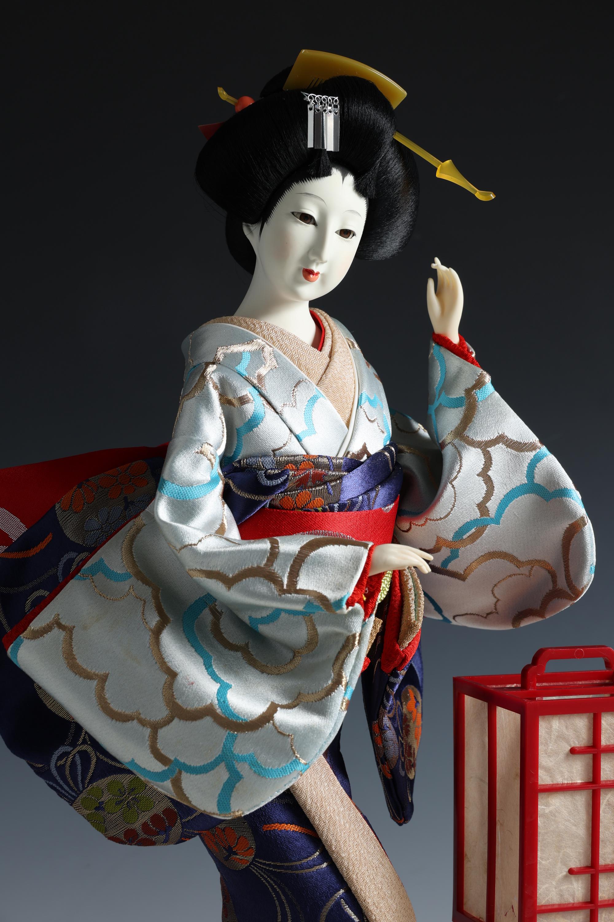 Old Vintage Japanese Oyama GEISHA Doll -traditional Style- Sumire