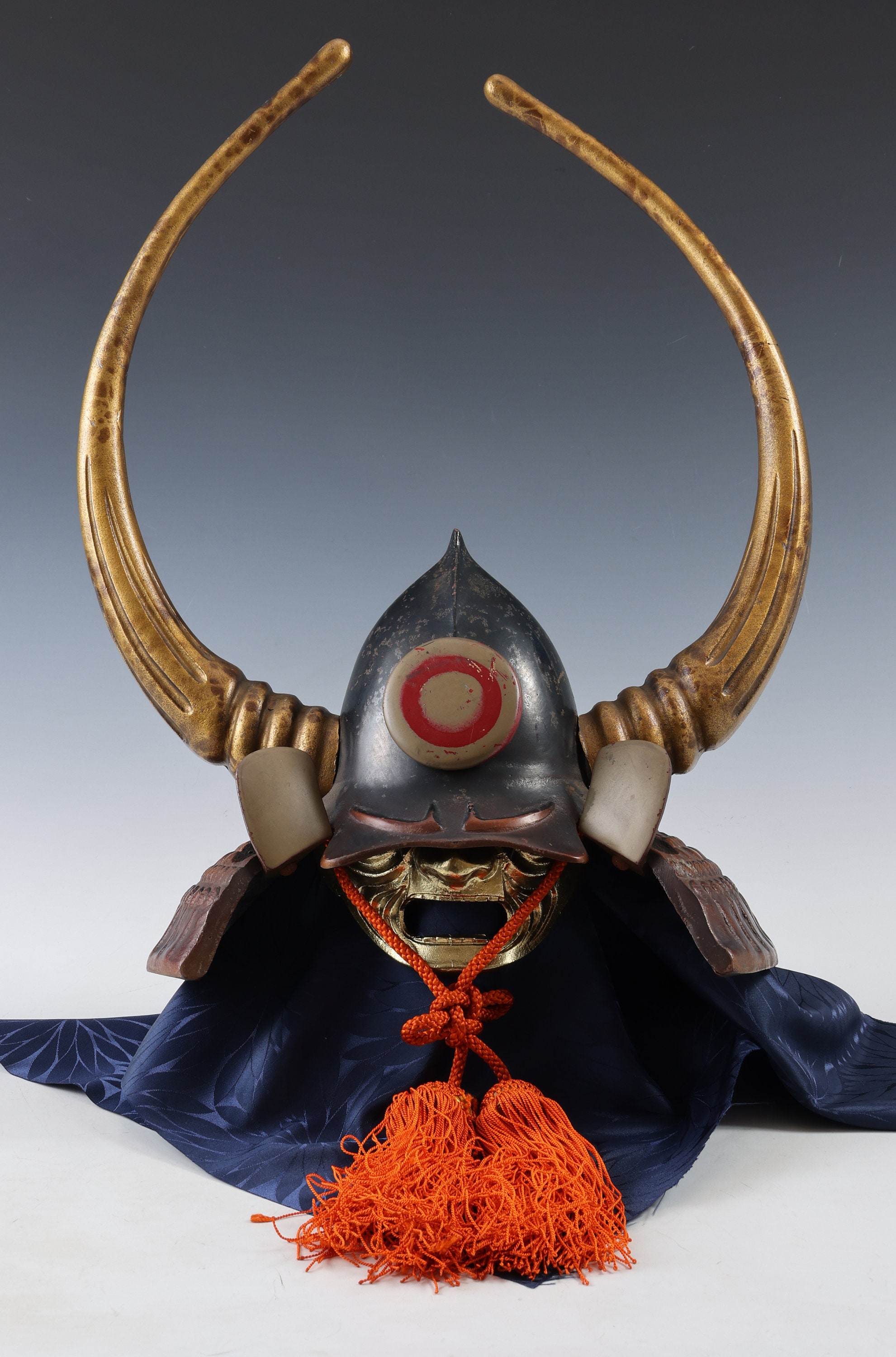 Old Vintage Japanese Samurai Helmet -kuroda Nagamasa- With a Mask