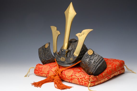 兜 -黒の楠木正成兜- - Etsy 日本