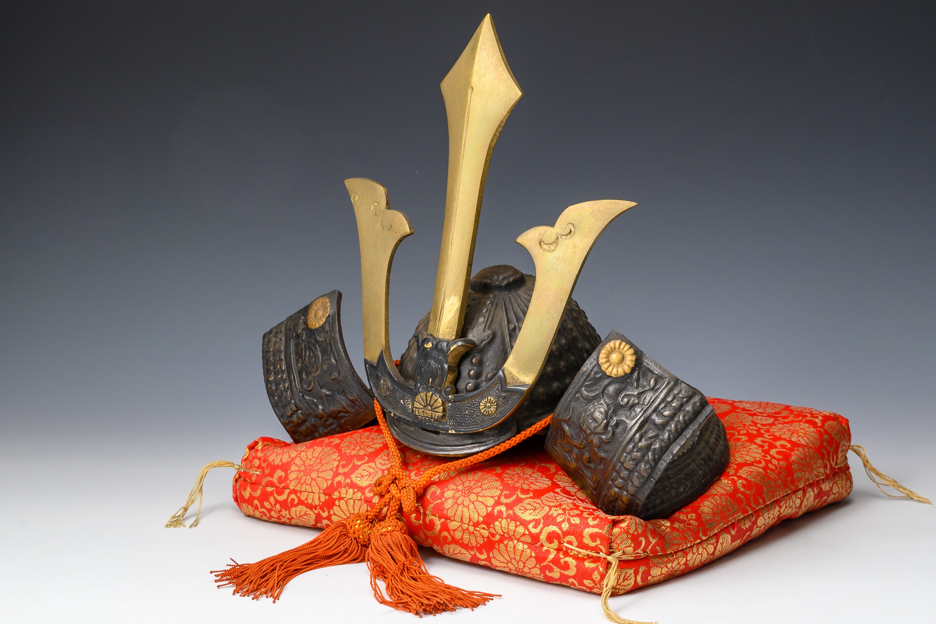 兜 -黒の楠木正成兜- - Etsy 日本