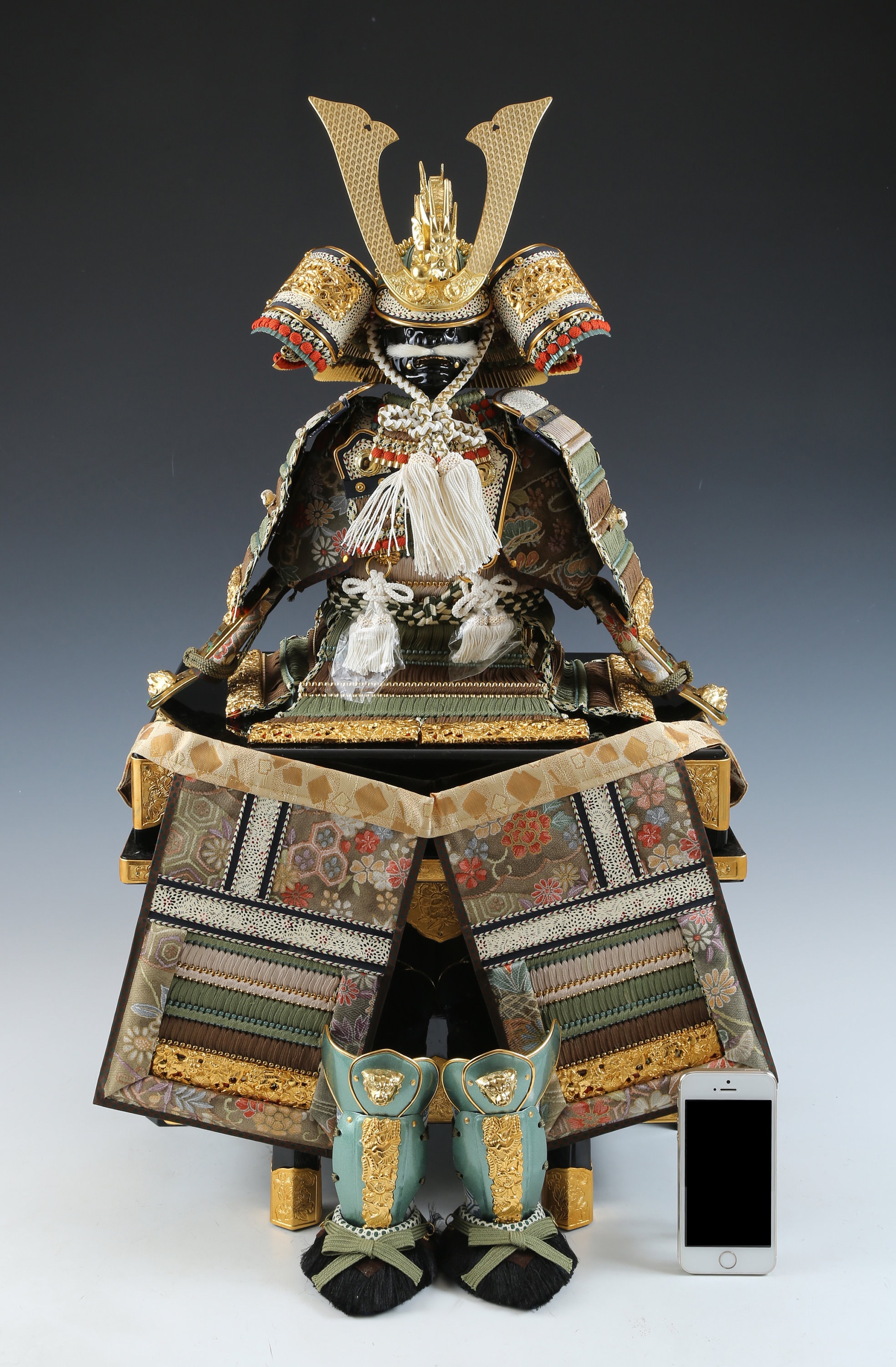 Japanese Beautiful Vintage Samurai Figure Doll -kamakura