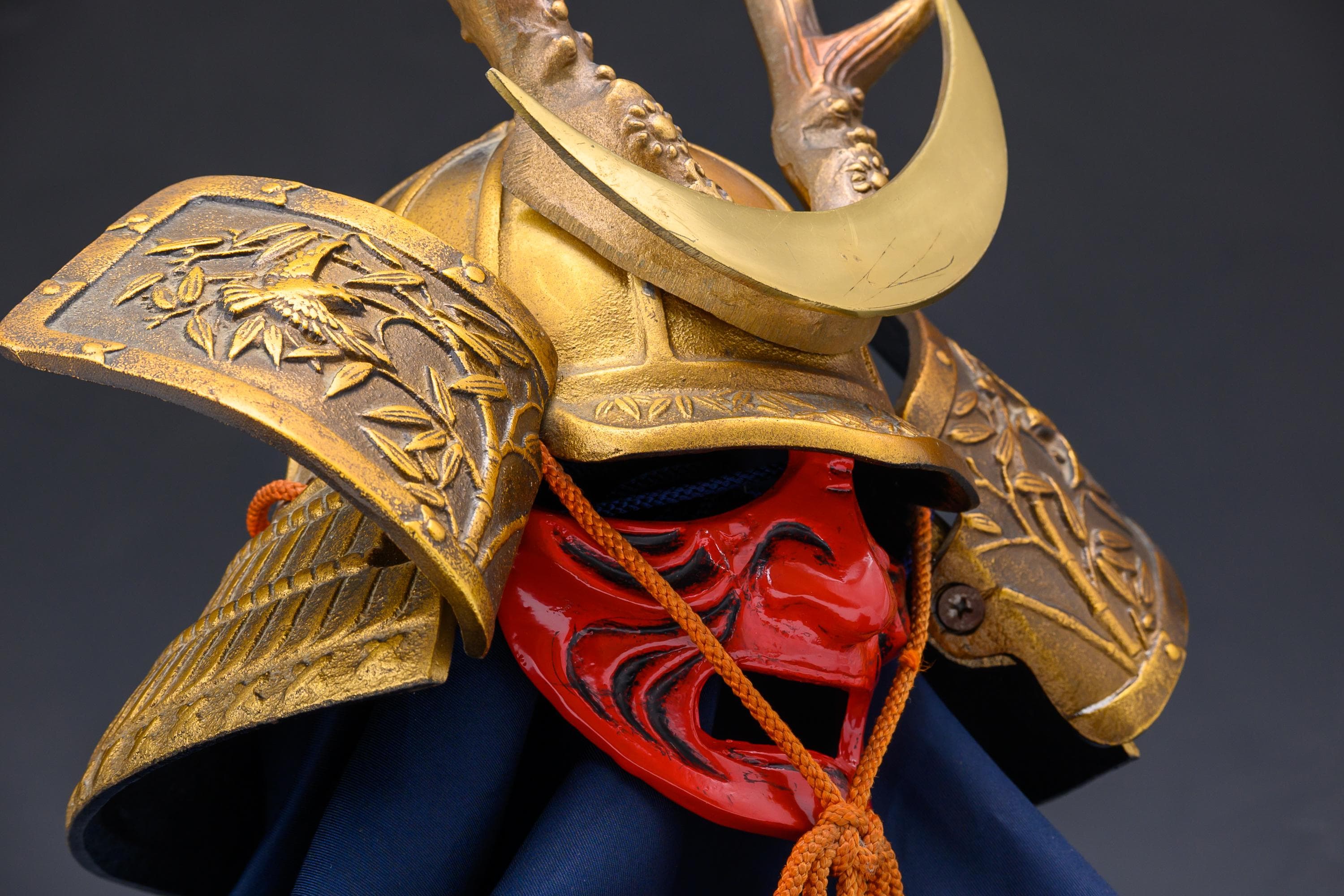 Japanese Samurai Helmet Middle Size -shikanosuke Kabuto With a Mask-  Tsushima - Etsy, image size:3000x2000