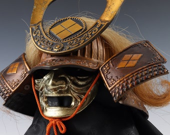 Capacete Kabuto Samurai Japonês Vintage – Estilo Takeda Shingen, Armadura de Exibição Showa