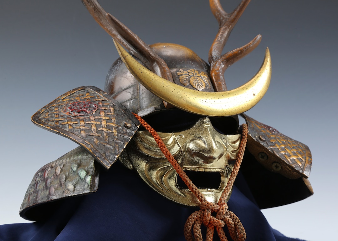 Vintage Samurai Kabuto Helmet - Yamanaka Shikanosuke Masked