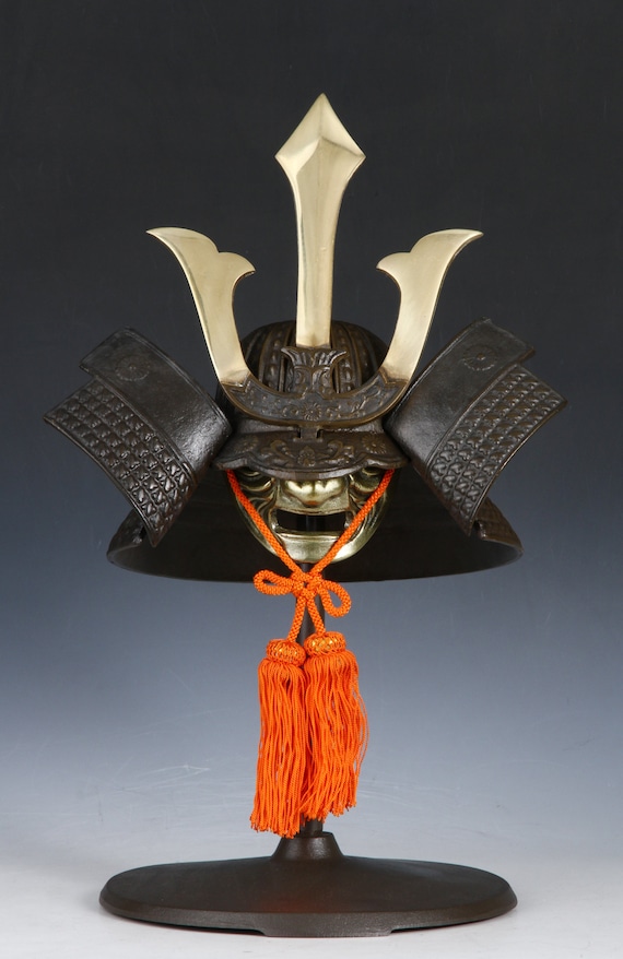 Vintage Japanese Samurai Helmet -kusunoki Masashige Kabuto- Middle