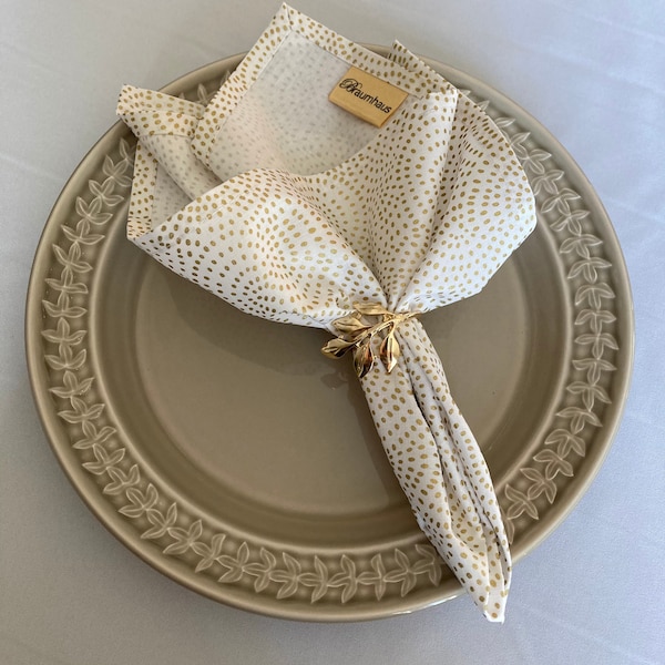 Braumhaus Cloth Napkin, Off-white & Gold Spots, Cotton, Pretty Patterned Napkin, Christmas Wedding Napkins, Housewarming Gift Idea