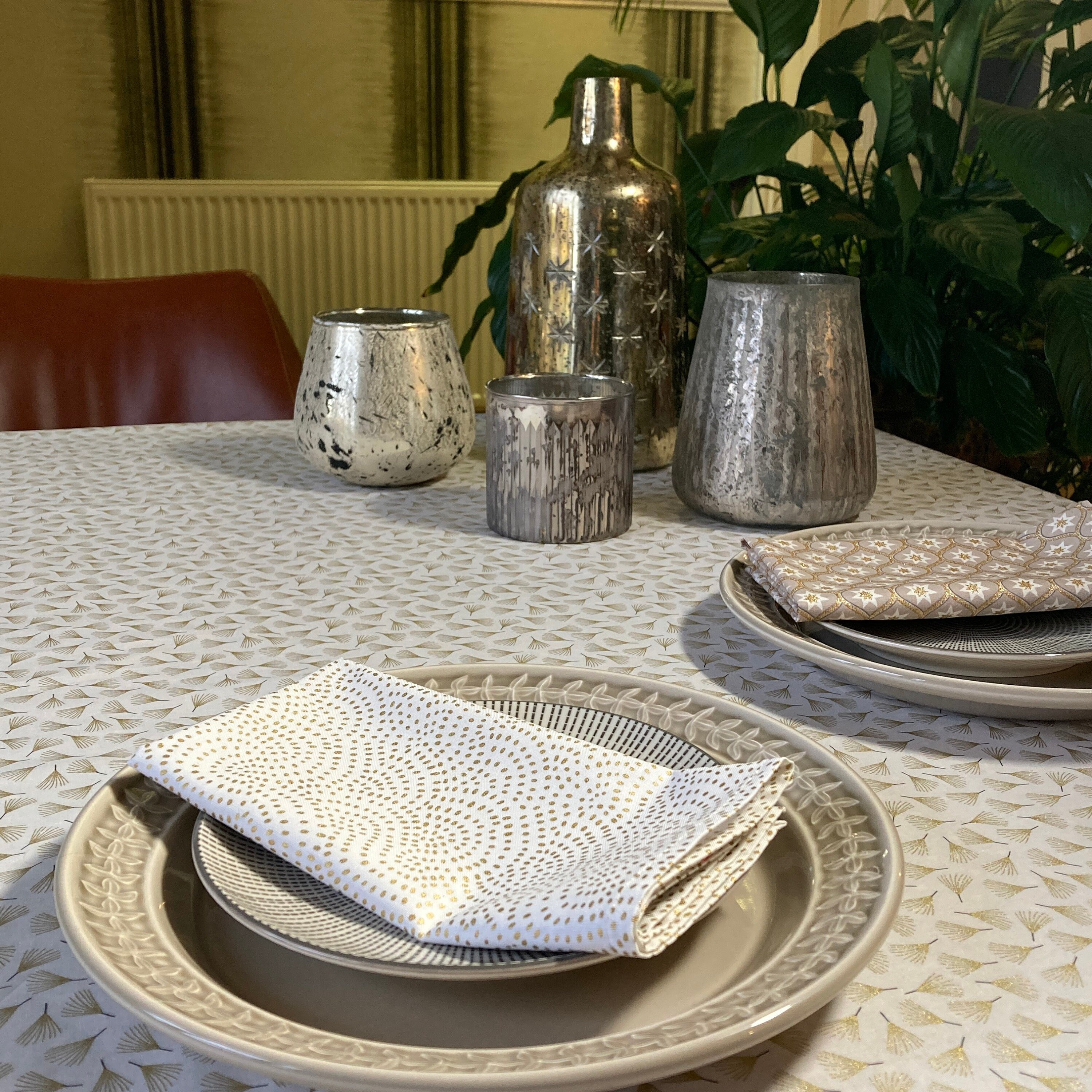 Ivory & Gold Tablecloth Christmas Metallic Gold 144cm Wide Etsy UK