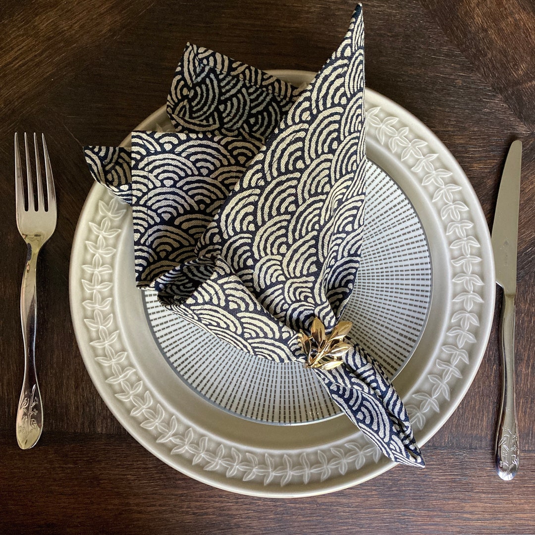 Braumhaus Cloth Napkin, Japanese Waves, Indigo Blue Cotton, Pretty