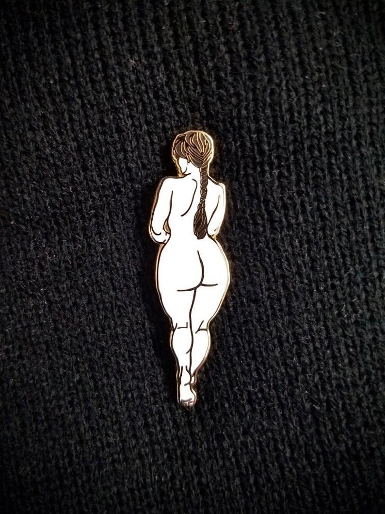 Cake Hard Enamel Pin - Peachy Bum Enamel Pin - Cute Butt Pin, Valentines Pin, Nice Ass Pin 