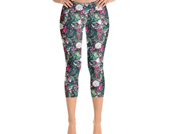 Exotic Nature Capri Leggings