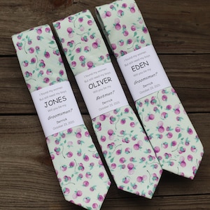 Lilac Floral Skinny Tie, Lilac Flower Wedding Ties, Groomsmen Ties Lilac, Wedding Gift Tie, Wedding Gift For Groomsmen