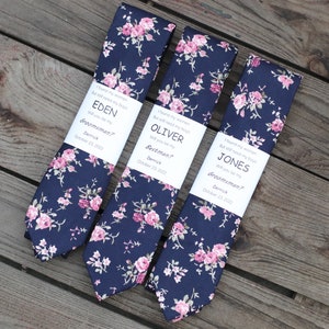Rich Navy Rose Skinny Ties, Foral Skinny Ties, Flower Skinny Ties, Wedding Bow Ties, Groomsmen Ties, Groomsmen Gift