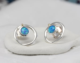 Boucles d'oreilles en argent sterling avec opale : bijoux en pierres précieuses bleues éclatantes