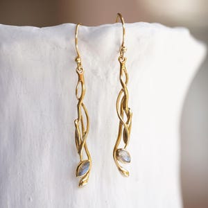 Labradorite Gold Earrings, Gold Vermeil Earrings, Gold Drop Earrings, Labradorite Earrings, Gemstone Earrings, Dangle Earrings, Handmade