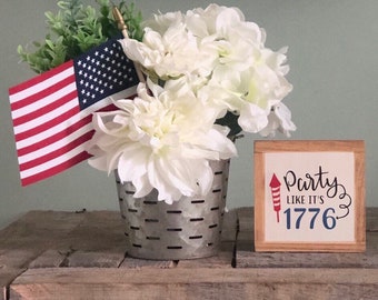 Party Like It's 1776 sign, 4th of July Decor, Independence Day Gift, America Wood Sign, Small Wood Signs, Bog Road Designs