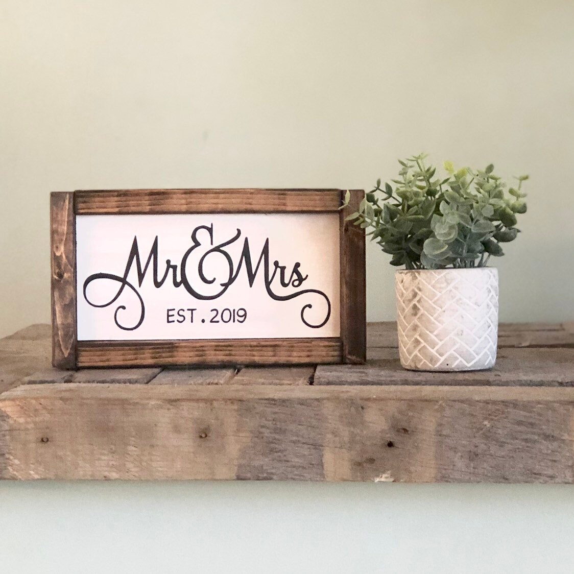 Mr Mrs Sign, Established Home Decor, Bridal Shower Gift, Customized Wedding Gift, Personalized Wedding Gift, Mr Mrs Sign, Custom Established