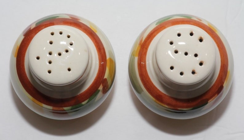 Excellent Vernonware Vernon Kilns Homespun Gingham salt and pepper shakers