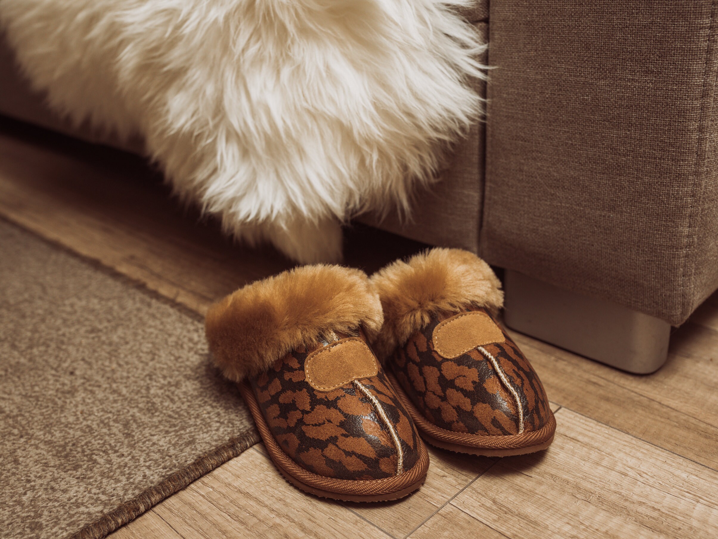 Ugg scuffette hotsell slippers sale uk