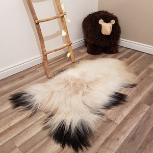 Natural color Genuine Sheepskin rug 100% Sheep Skin Leather Sheep Skin Decorative Rug Comfy, Area Rugs Carpet Outdoor Rugs Throw Rugs