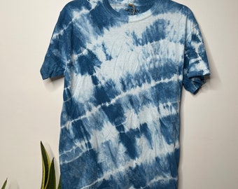 Unisex medium tie-dye tee, Indigo shibori, indigo t-shirt.