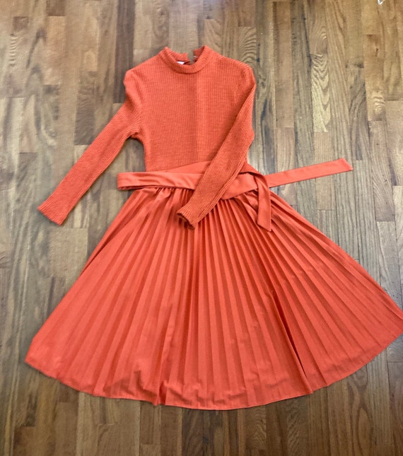 open lace back dress Amazon.com: Burnt Orange Bridesmaid Dresses with Slit Side Pocket Halter  Pleated Chiffon Evening Formal Dress Size 8 : Clothing, Shoes & Jewelry main image 0