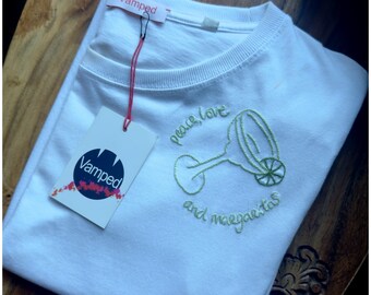 Paz, Amor y Margaritas - Camiseta bordada a mano - Unisex / Mujer